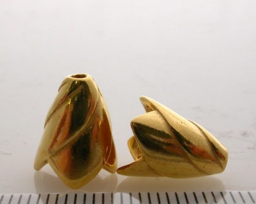 12x7mm Shiny Gold Cones