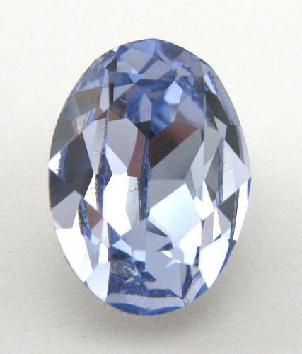18x13mm 4120 European Crystals Oval Light Sapphire